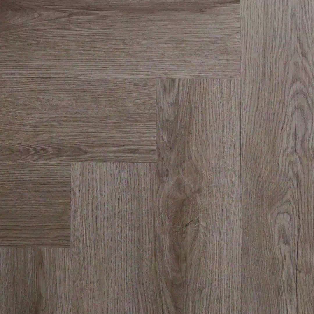Richmond SPC Herringbone - Premium Oak
